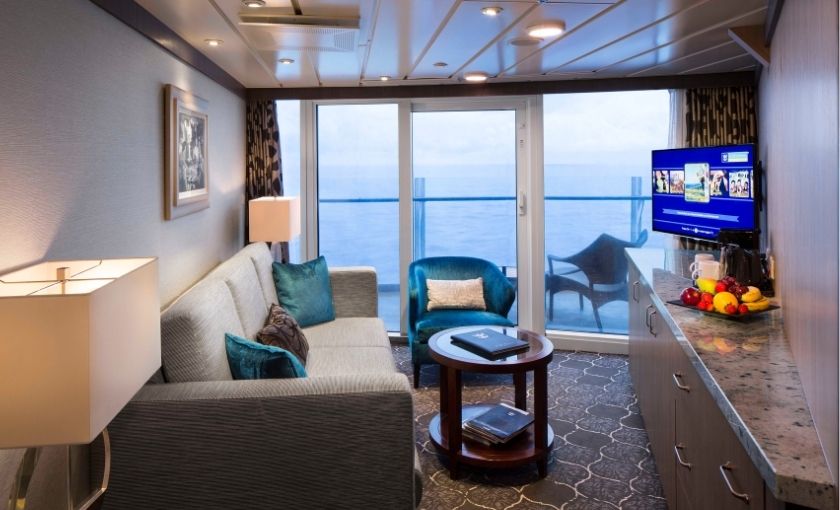 Royal Caribbean cruises aqua theatre suite AN