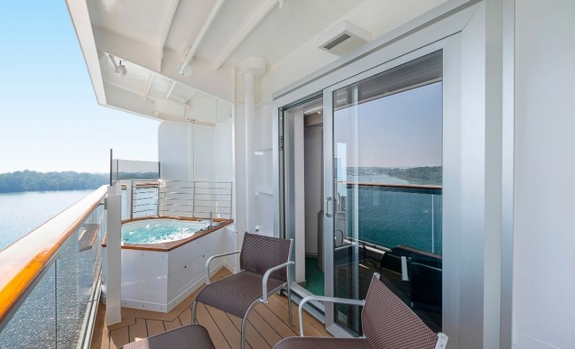 MSC seaview whirlpool suite