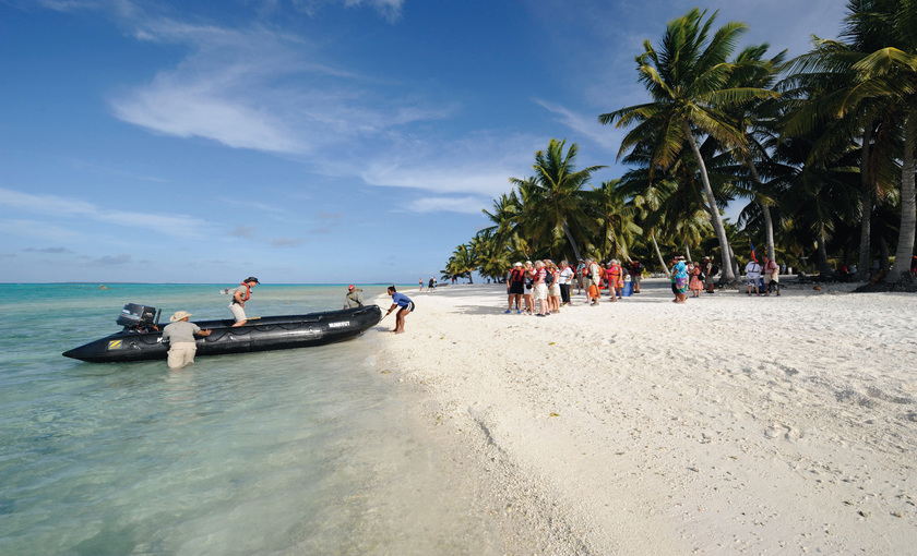 MS Bremen aan de Pacific cruise