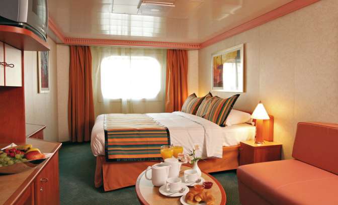 buiten van cruiseschip Pacifica 