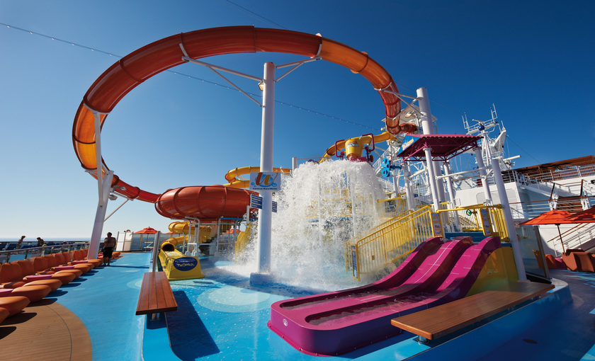 Glijbanen bij Carnival Breeze van rederij Carnival