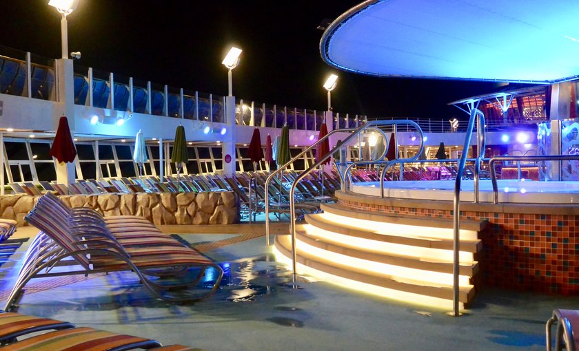 Pooldeck