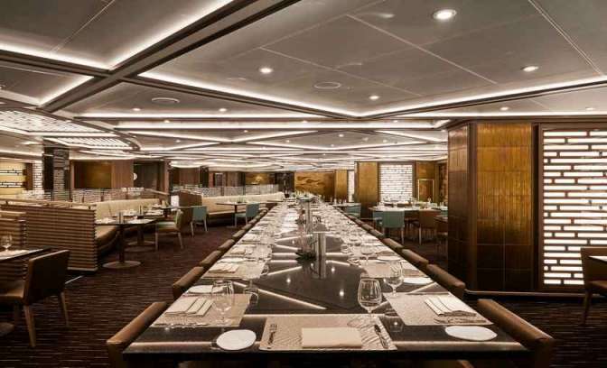 Silver Moon restaurant Indochine