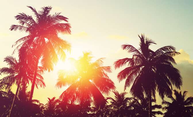 De ondergaande zon op de Bahamas